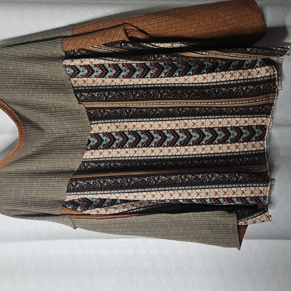 Bohemian Multicolor Long Sleeve Top - Picture 3 of 7